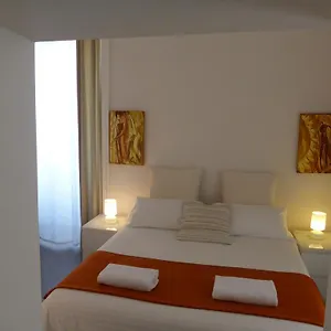 Bed & Breakfast Ibed, Naples