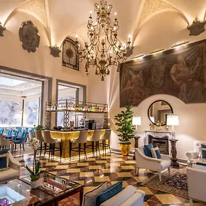 Golden Tower & Hotel Florencia
