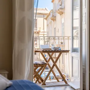 https://appartamenti-ortigia-centro.sicilyhotelsitaly.net